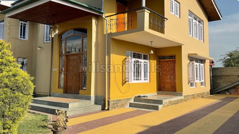 ₹2.20 Cr&nbsp;|&nbsp;3200 sq. ft homestay for sale  in pantha chowk srinagar