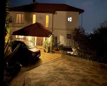 4bhk  american style house for sale  near bettati coonoor