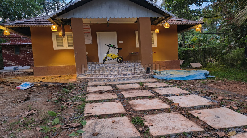 ₹45 Lac | 5bhk farm house for sale in kalpetta wayanad